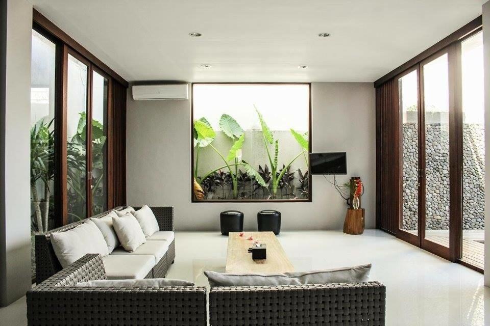 Pasific Beach Cottages Mangsit Chambre photo