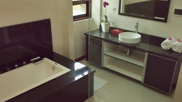 Pasific Beach Cottages Mangsit Chambre photo
