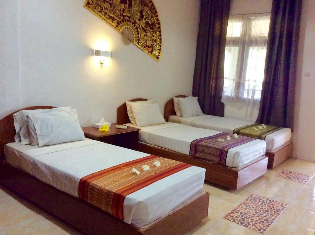 Pasific Beach Cottages Mangsit Extérieur photo