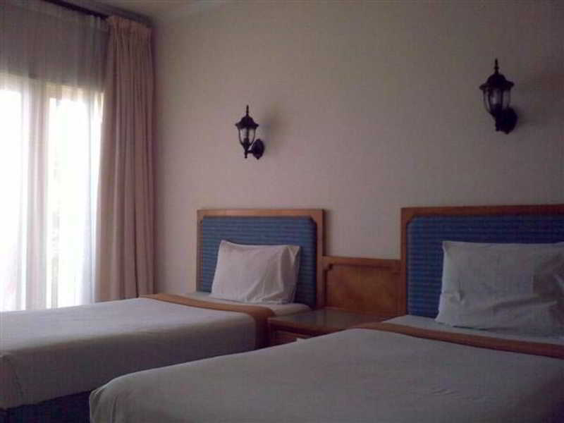 Pasific Beach Cottages Mangsit Extérieur photo